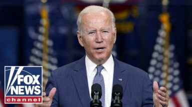 Biden, VP Harris address Democratic supporters following midterm elections