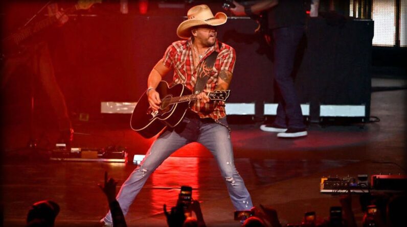 Jason Aldean's New Song Sparks Controversy: A Closer Look