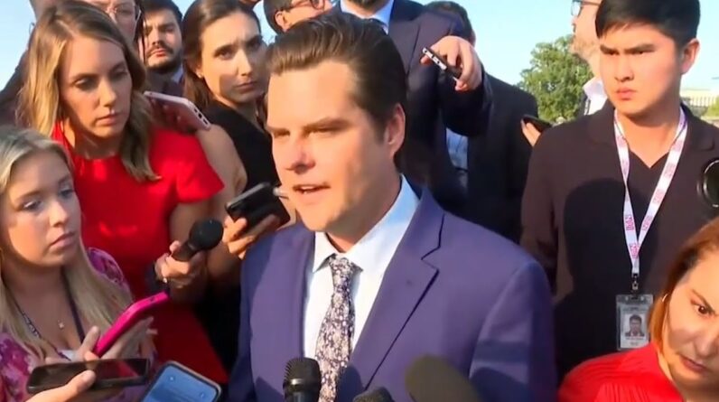 Matt Gaetz SPARS with PANICKING Reporters After McCarthy is Removed as Speaker